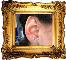 Why Is The Triangle Lobe Piercing So - Transparent Gold Frame Png