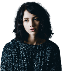 Emily Rudd - Emily Rudd Short Hair Full Size Png Download Fanfic Percy Jackson And Klaus Mikaelson