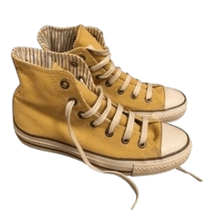 Download Aesthetic Converse Yellow - Stoner Outfit Png