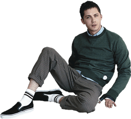 Logan Lerman Is Making Ur Blog Even - Logan Lerman Nylon Png